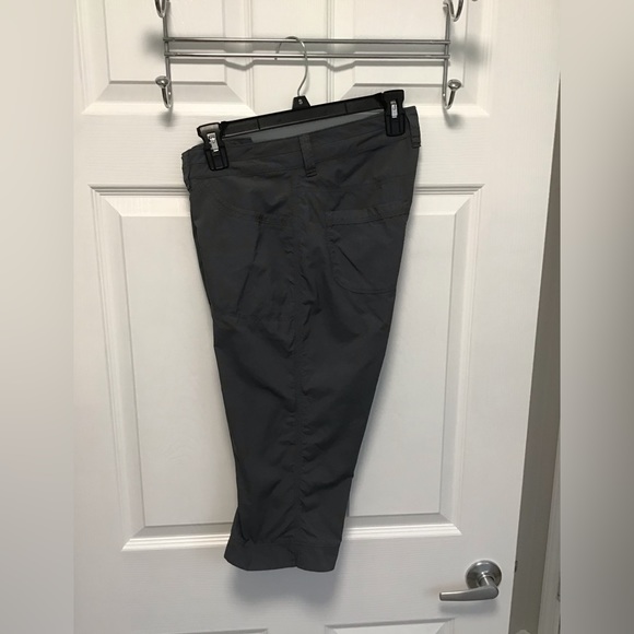 Womens Mountain Hardwear Capri Hiking Pants Sz 10 - Picture 2 of 3